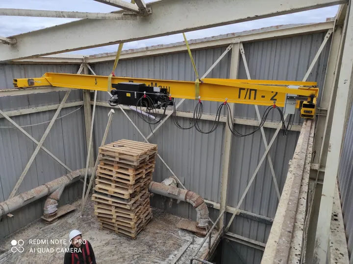 Опорный электрический однобалочный